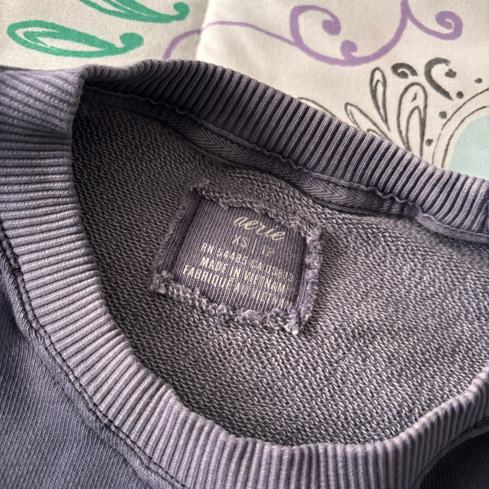 🫐AERIE CREWNECK - Picture 2 of 4
